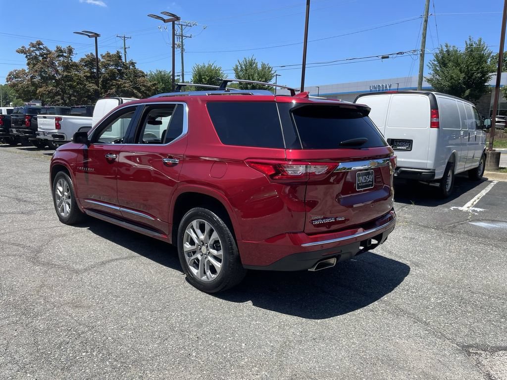 Used 2021 Chevrolet Traverse Premier w/ LPO, 'HIT The Road' Package AWD/4WD image 7