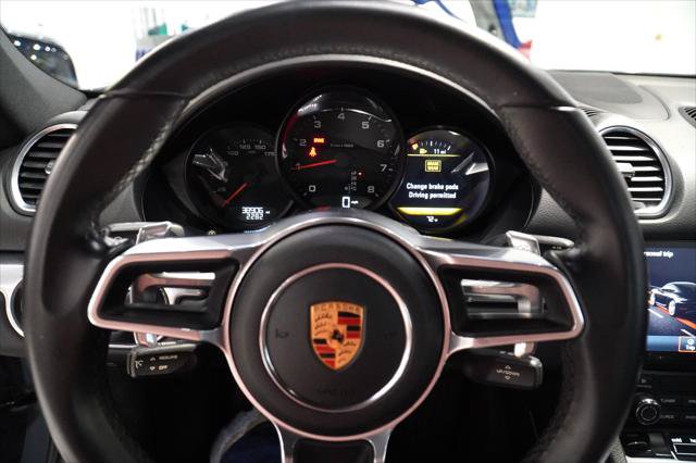 Used 2018 Porsche 718 Cayman RWD image 18