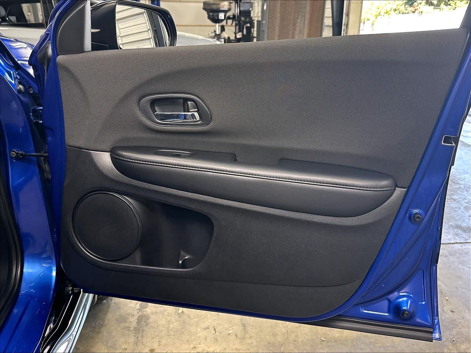 Used 2019 Honda HR-V Sport image 27