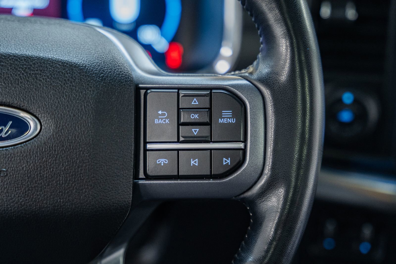 Certified 2023 Ford F150 Lariat w/ Equipment Group 502A High image 36