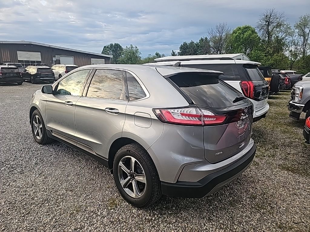 Used 2024 Ford Edge SEL w/ Convenience Package image 10