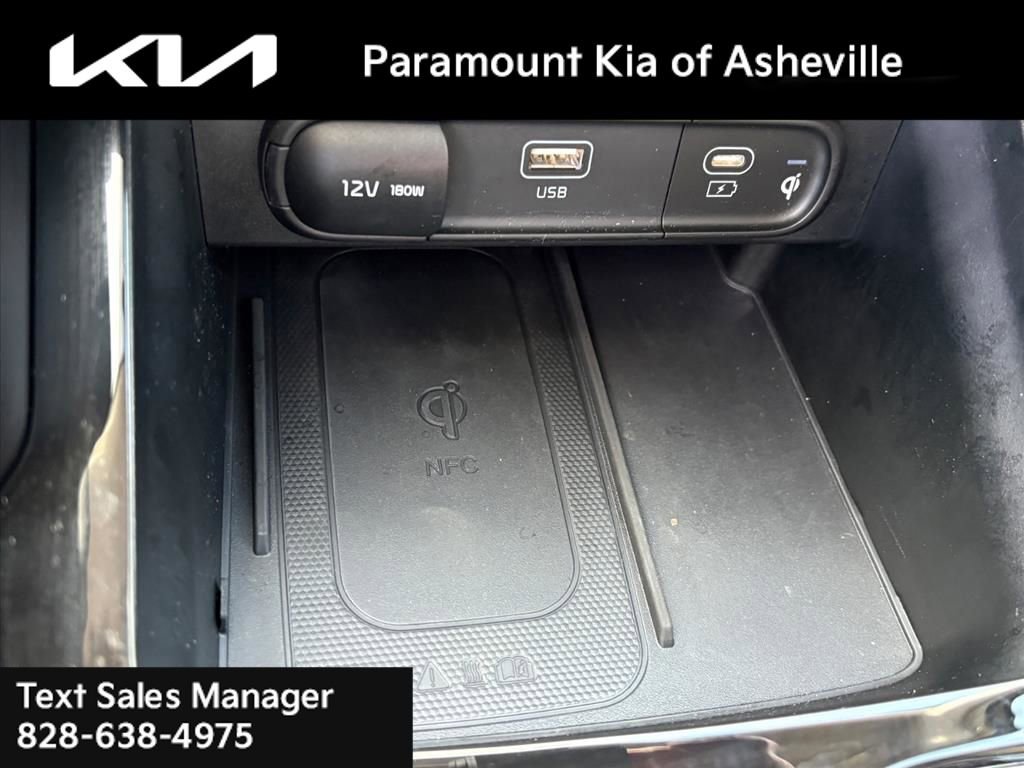 Used 2025 Kia Telluride SX image 17