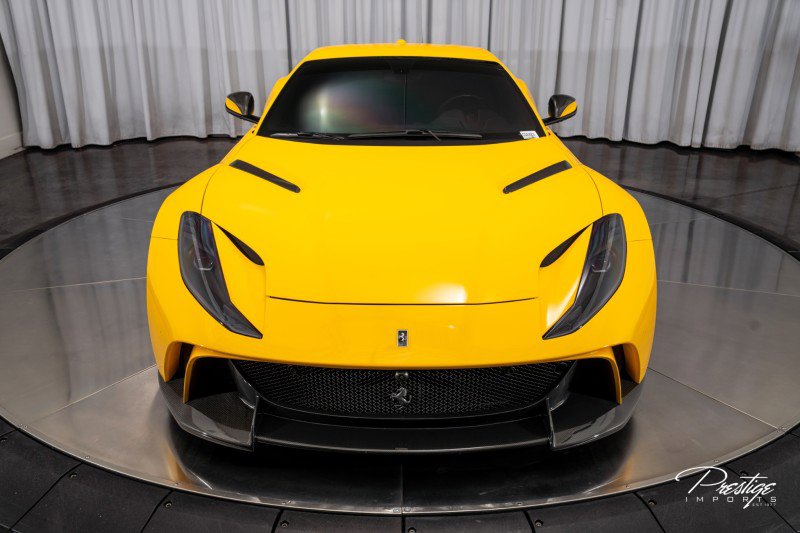 Used 2018 Ferrari 812 Superfast image 7