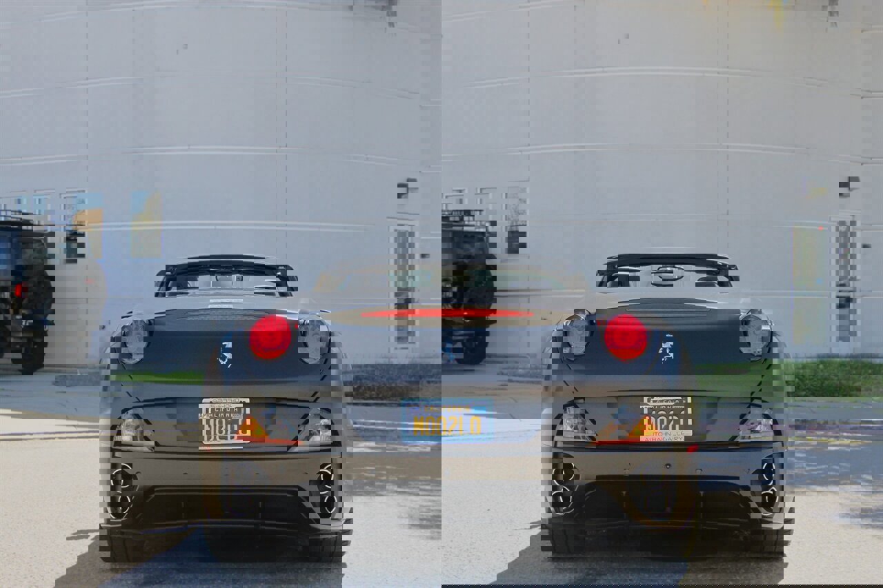 Used 2014 Ferrari California image 17