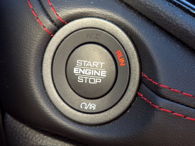 Used 2025 Dodge Durango GT AWD/4WD image 18