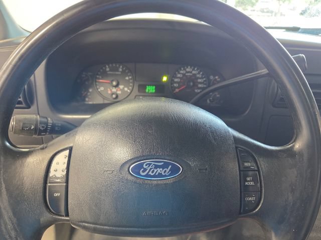 Used 2006 Ford F250 XL RWD image 24