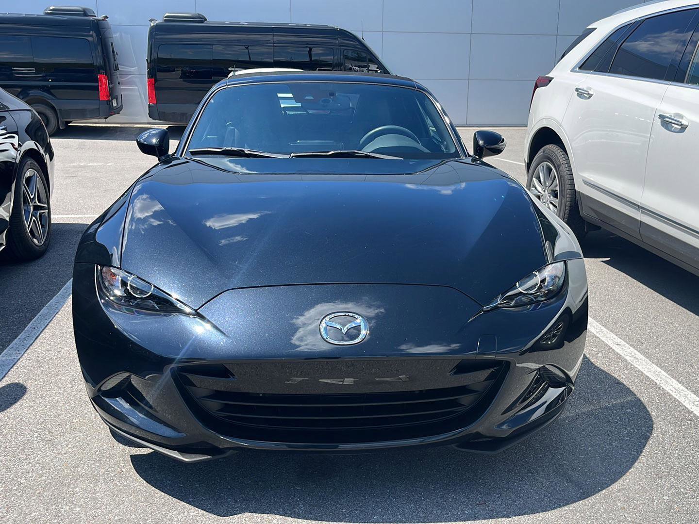 Used 2022 MAZDA MX-5 Miata Grand Touring w/ Weather Package RWD image 2