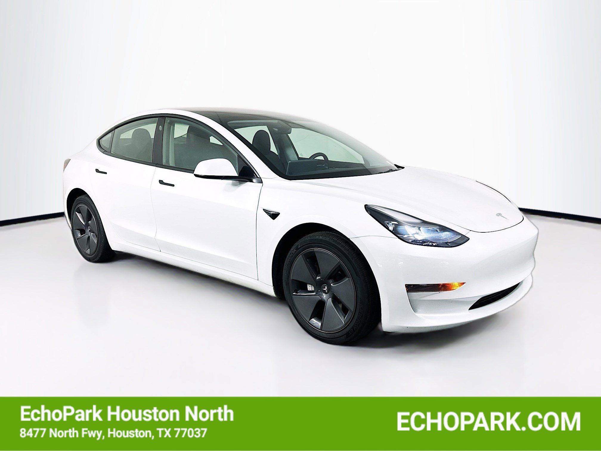 Used 2023 Tesla Model 3 Standard Range RWD image 1