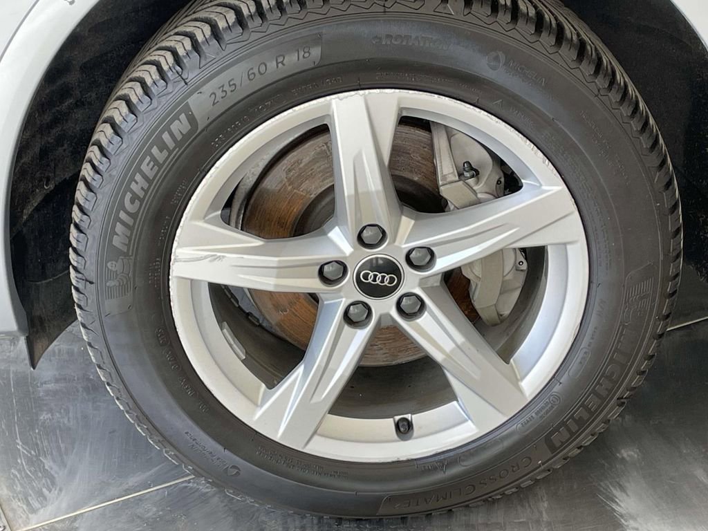 Certified 2023 Audi Q5 2.0T Premium w/ Convenience Package image 11