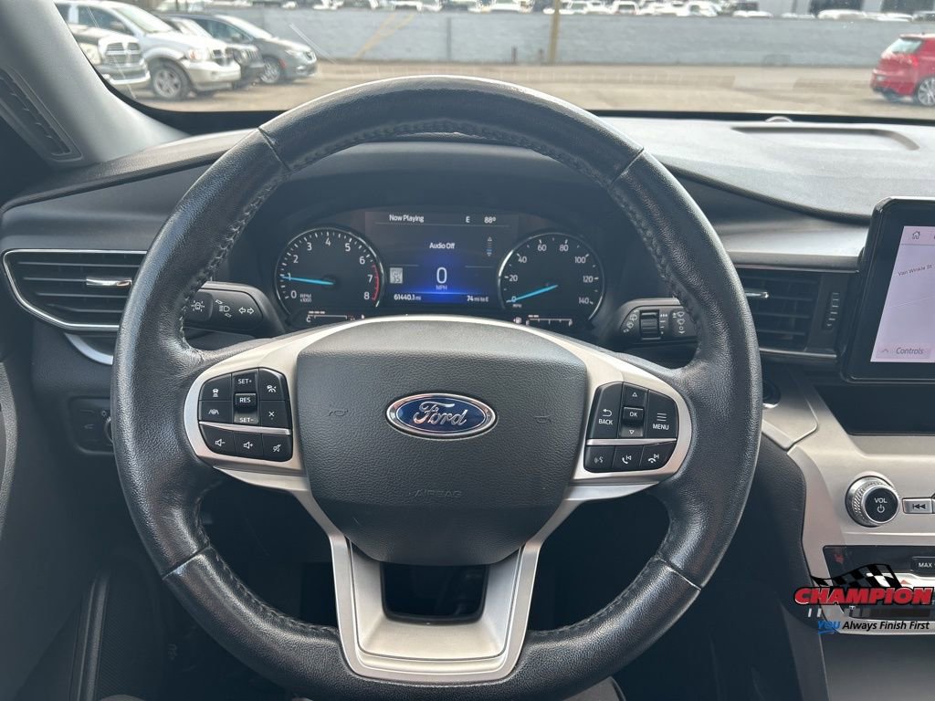 Used 2022 Ford Explorer XLT w/ Equipment Group 202A image 19