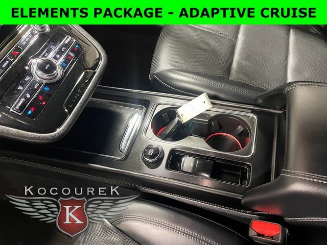 Used 2022 Lincoln Corsair Reserve w/ Equipment Group 201A image 17
