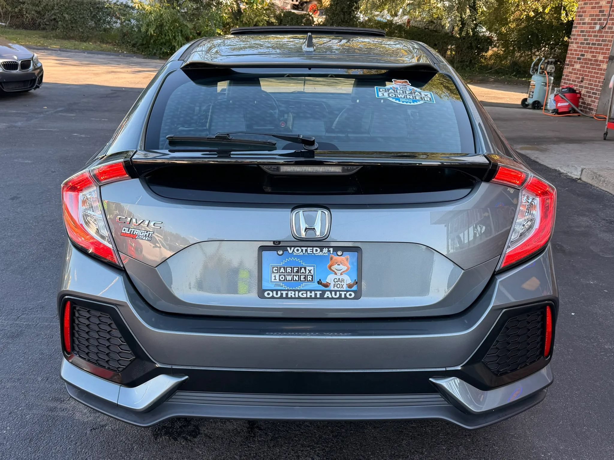 Used 2017 Honda Civic EX-L image 4