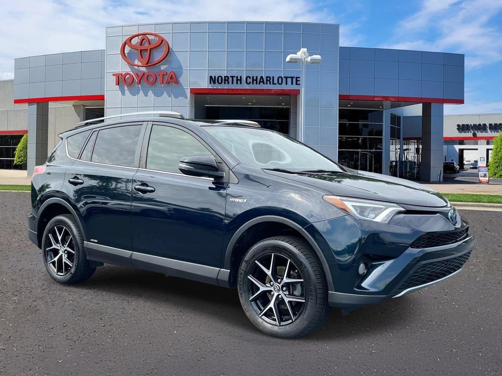 Used 2017 Toyota RAV4 SE AWD/4WD image 1
