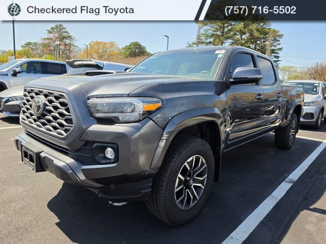 Used 2023 Toyota Tacoma TRD Sport w/ Black Out Package (TMS) AWD/4WD image 1