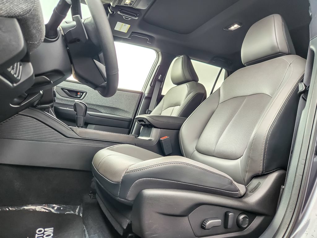 Certified 2026 Subaru Outback Limited AWD/4WD image 7