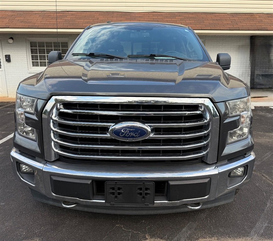 Used 2017 Ford F150 XLT w/ Equipment Group 302A Luxury image 6