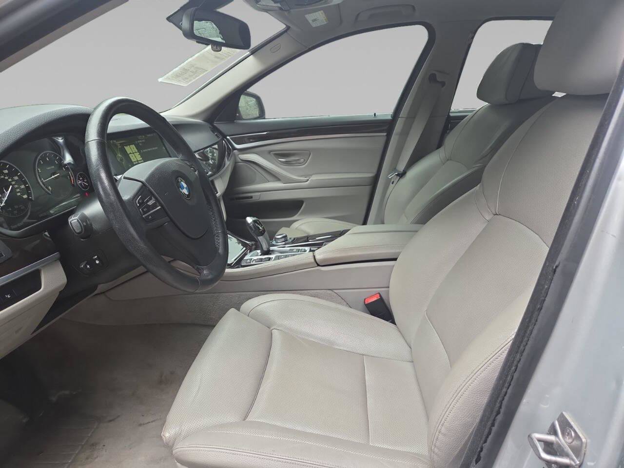 Used 2013 BMW 528i xDrive Sedan AWD/4WD image 10