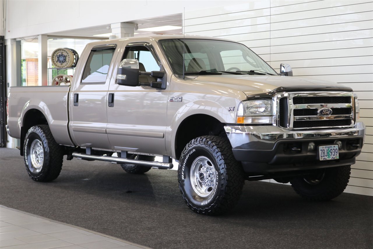 Used 2003 Ford F250 Lariat AWD/4WD image 2