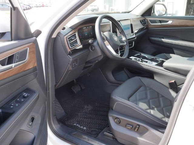New 2026 Volkswagen Atlas SE AWD/4WD image 7