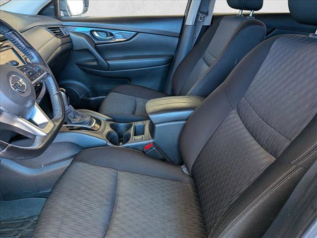 Used 2019 Nissan Rogue SV w/ Premium Package AWD/4WD image 14