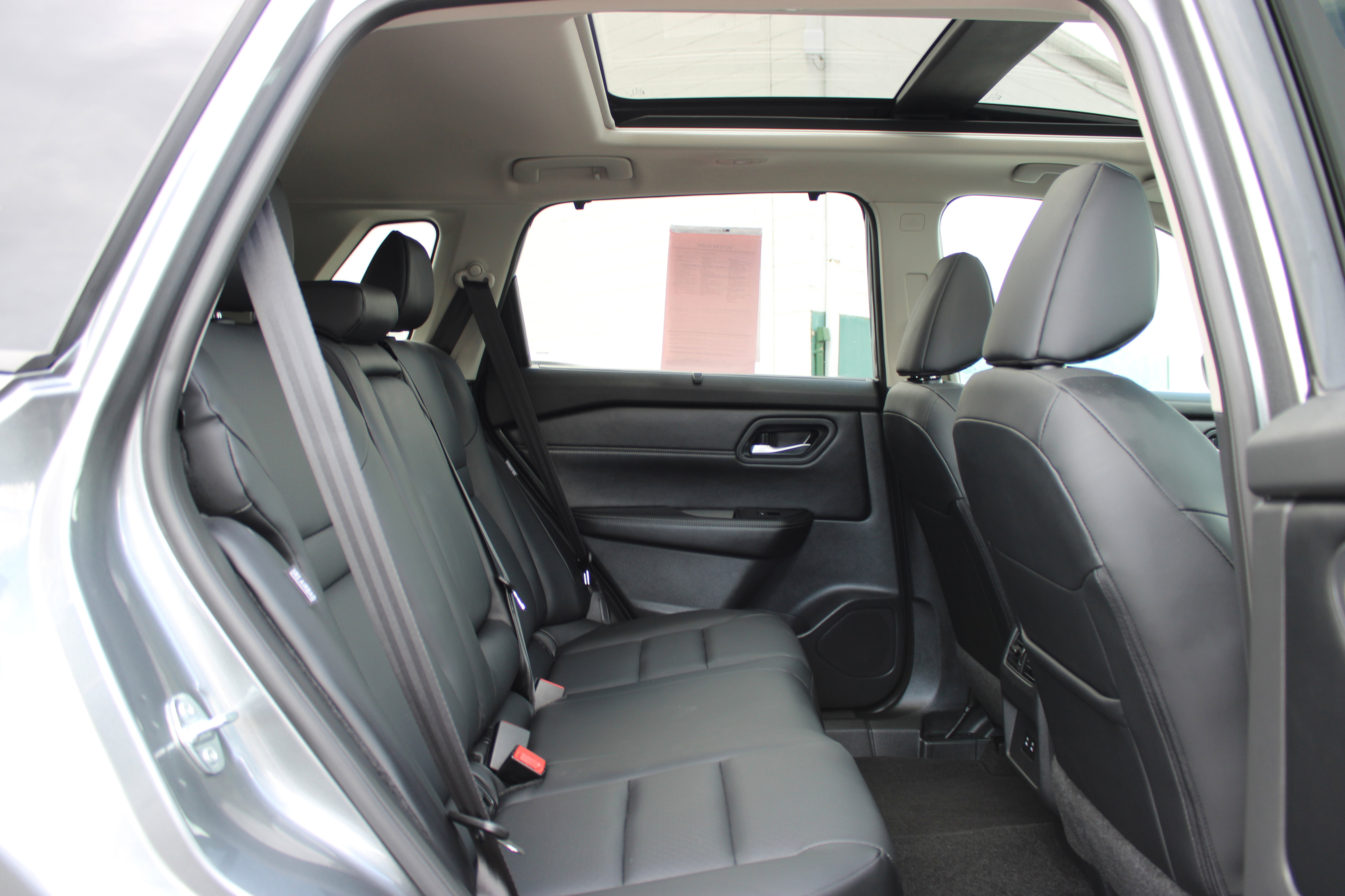 Certified 2024 Nissan Rogue SV w/ SV Premium Package AWD/4WD image 14