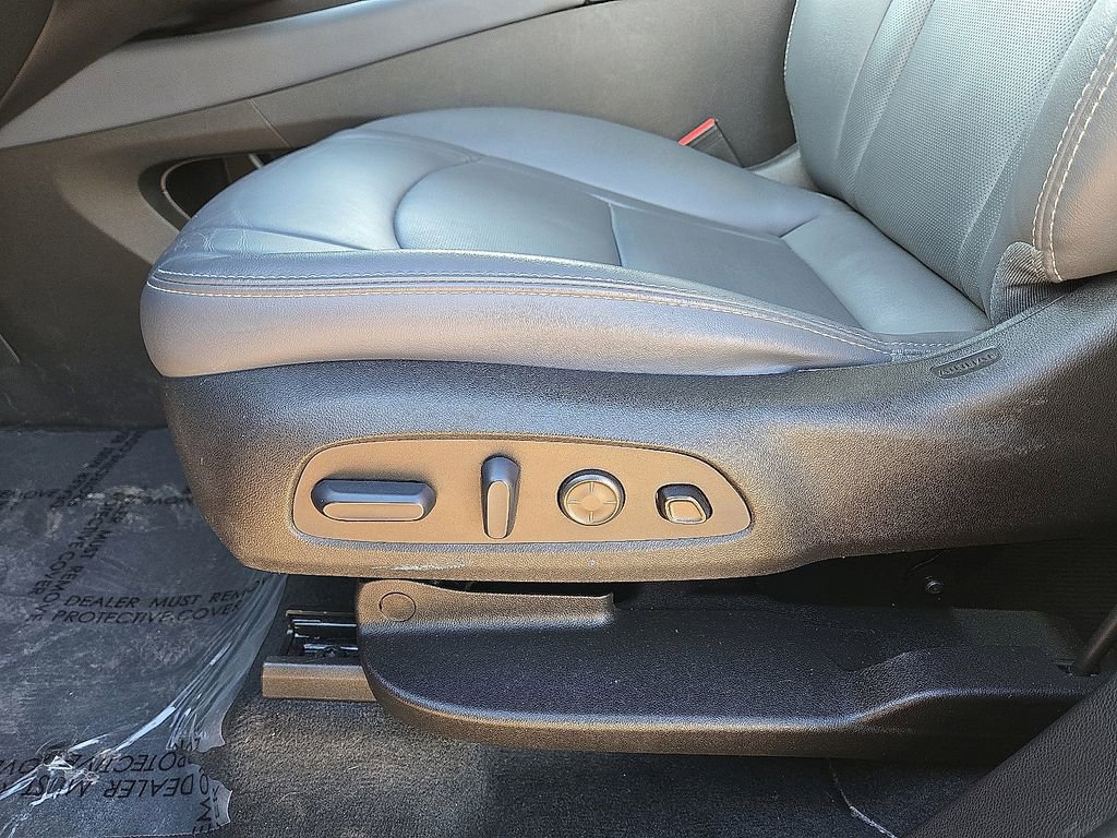 Used 2024 Buick Enclave Premium image 27