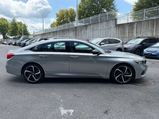 Used 2022 Honda Accord Sport image 9