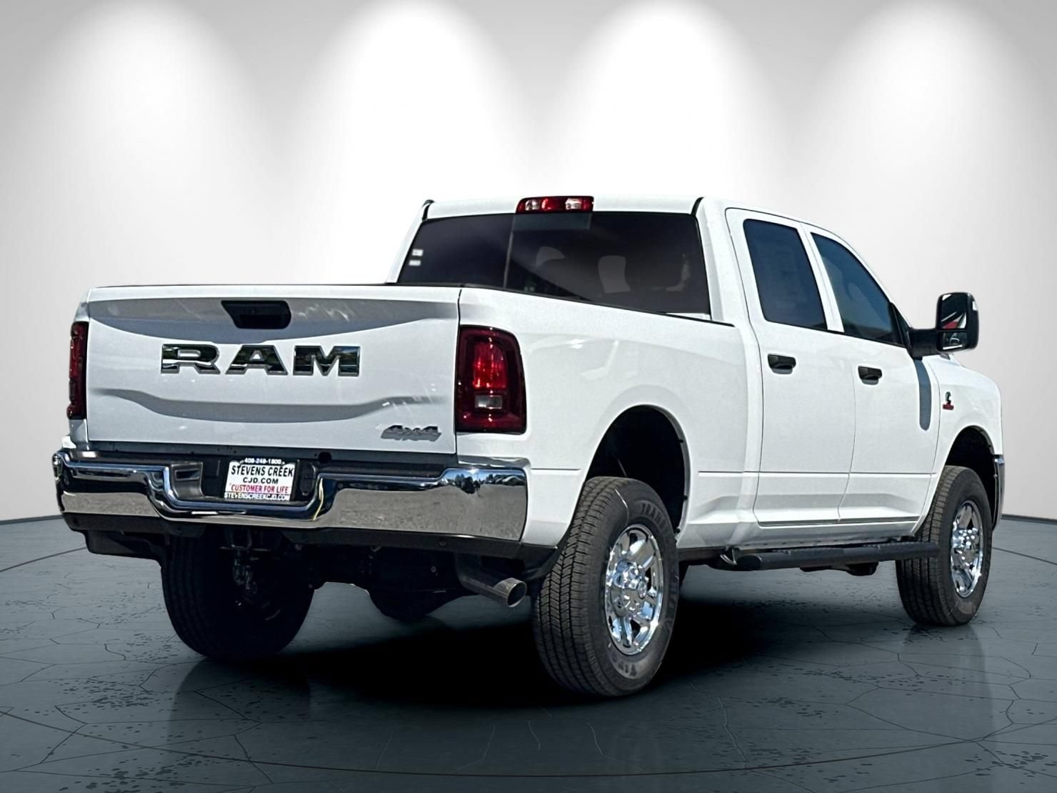 New 2026 RAM 2500 Tradesman AWD/4WD image 4