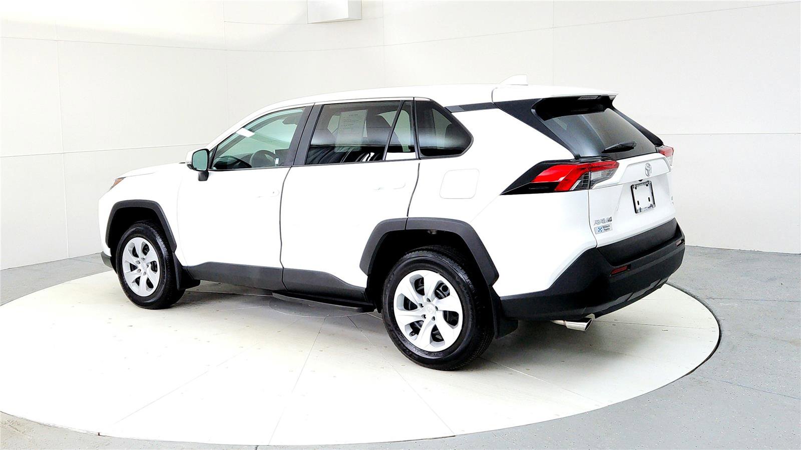 Certified 2025 Toyota RAV4 LE image 4
