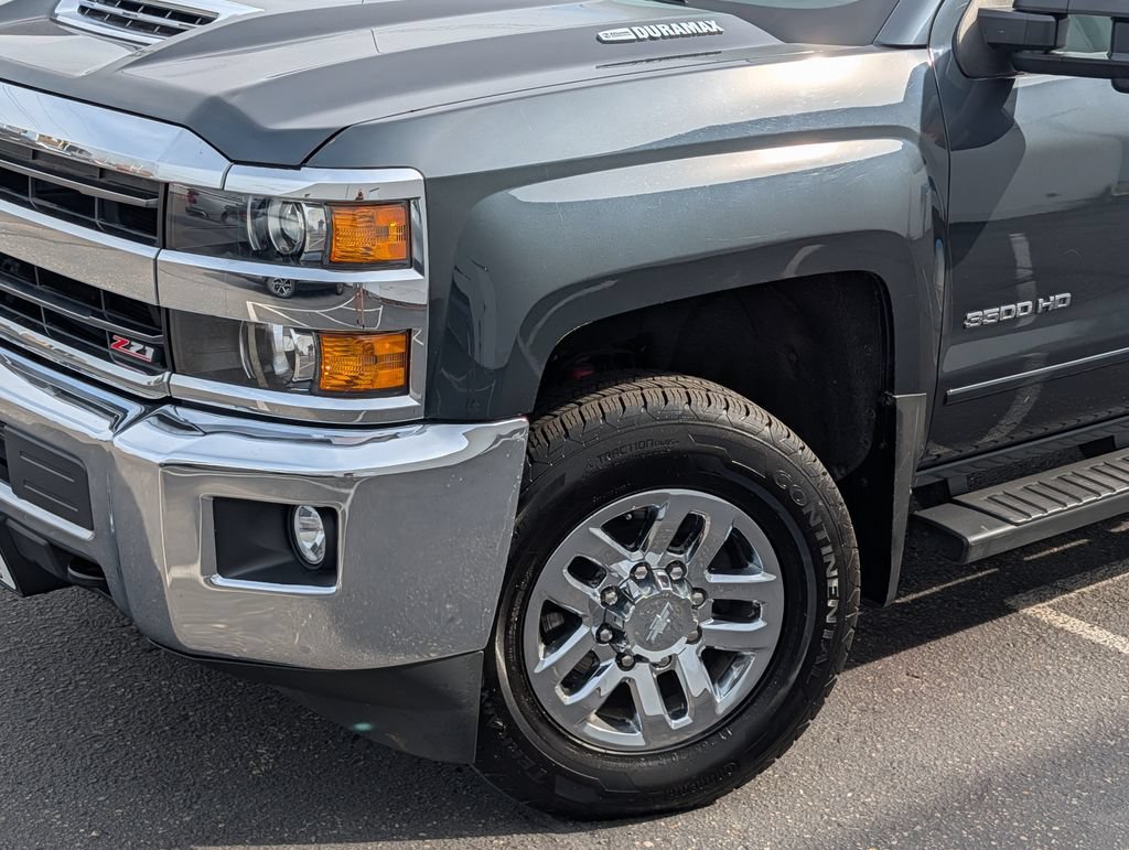 Used 2019 Chevrolet Silverado 3500 LT w/ LT Convenience Package AWD/4WD image 29