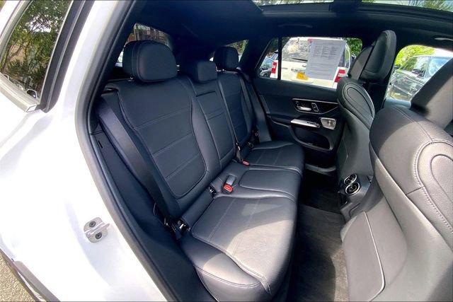 Used 2026 Mercedes-Benz GLC 300 4MATIC image 16