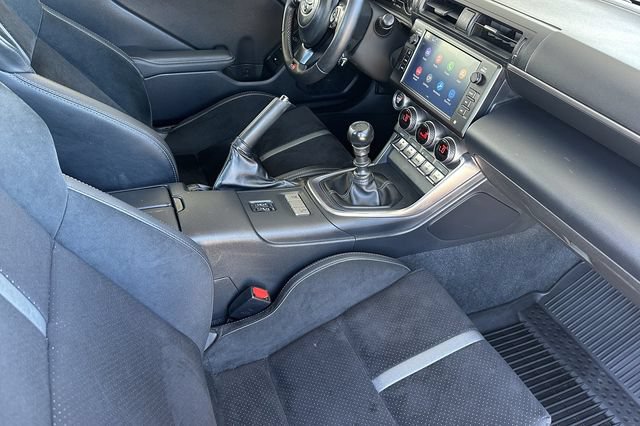 Used 2024 Toyota GR86 Premium w/ Performance Package RWD image 15