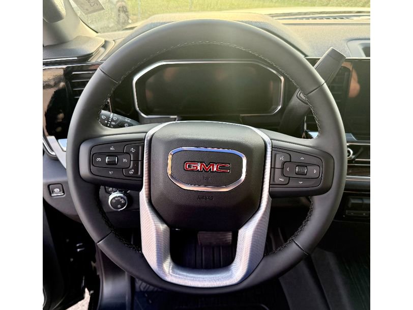 New 2026 GMC Sierra 1500 SLE w/ Preferred Package image 14