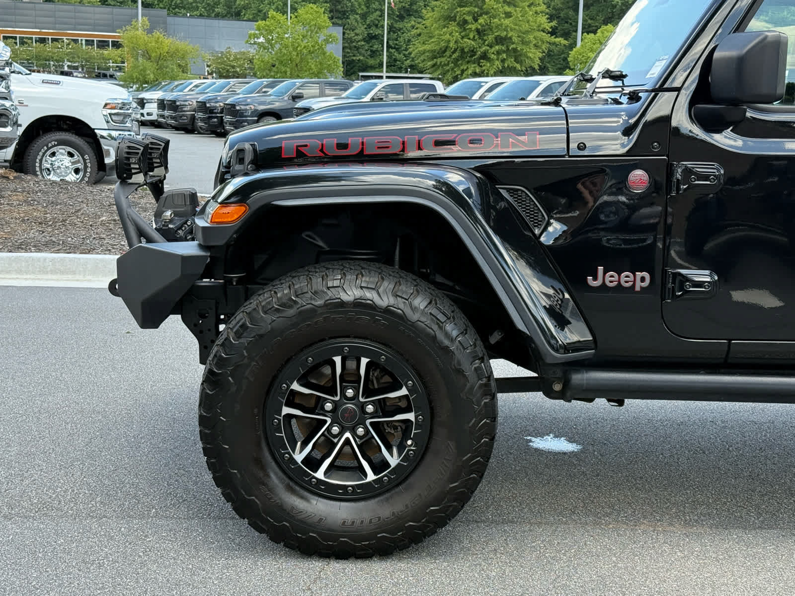 Used 2024 Jeep Wrangler Unlimited Rubicon AWD/4WD image 10