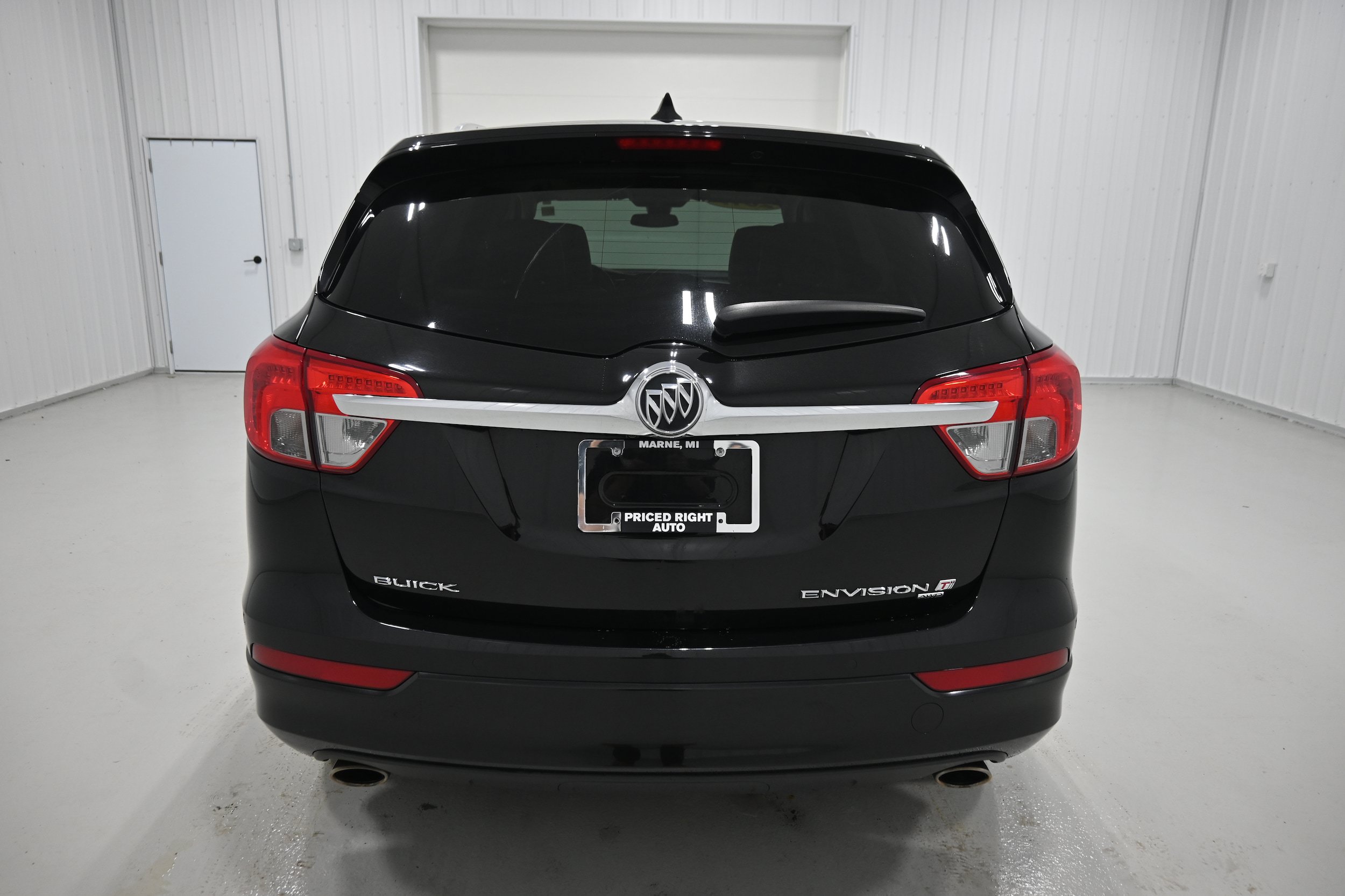Used 2017 Buick Envision Premium AWD/4WD image 34