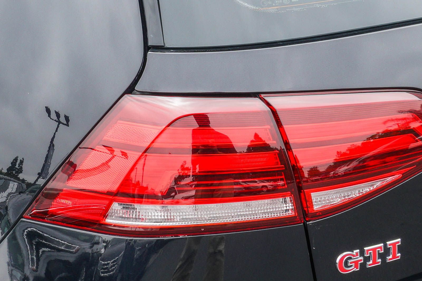 Used 2021 Volkswagen GTI S FWD image 9