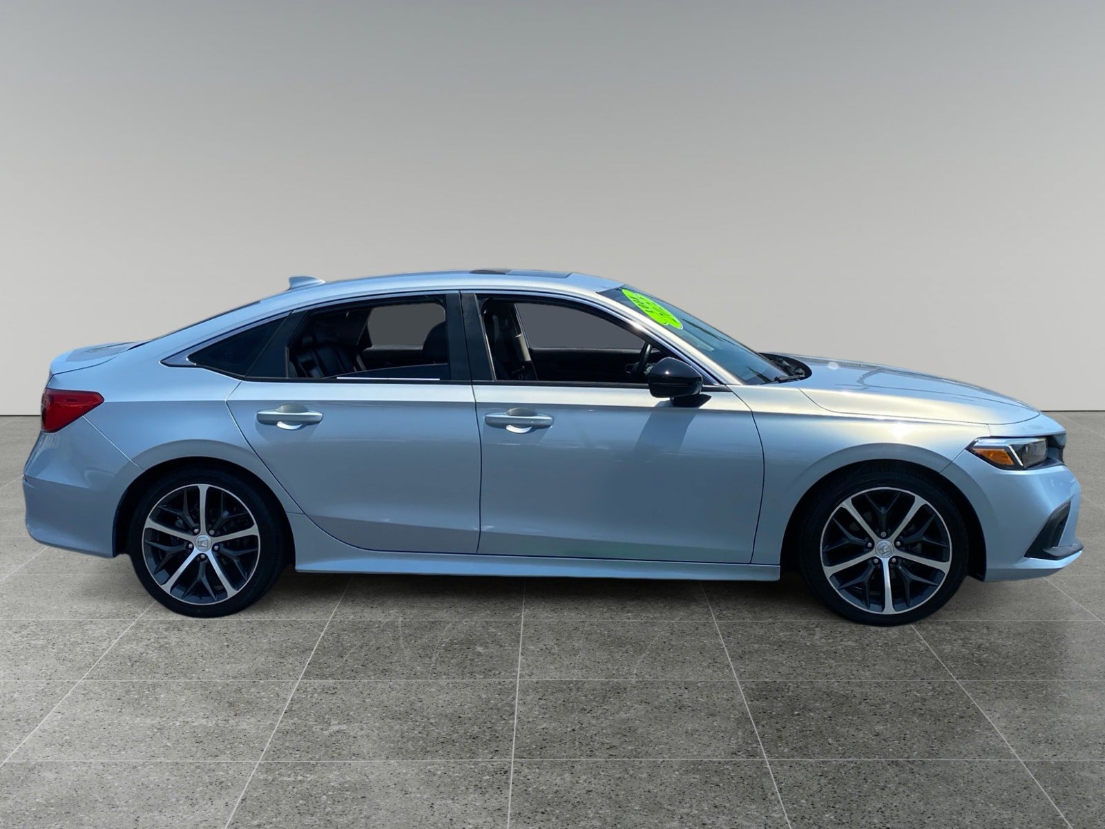 Used 2022 Honda Civic Touring image 6