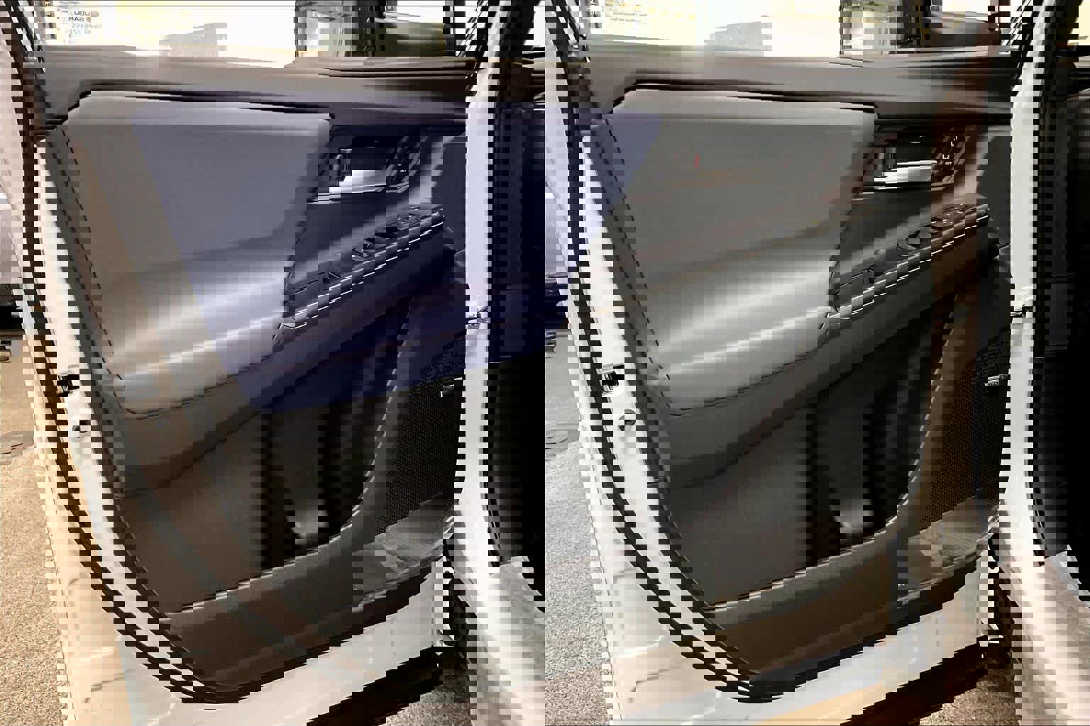 New 2026 Subaru Solterra image 10