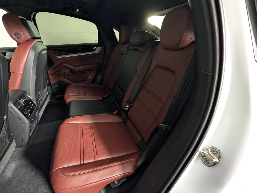New 2026 Porsche Cayenne S AWD/4WD image 24