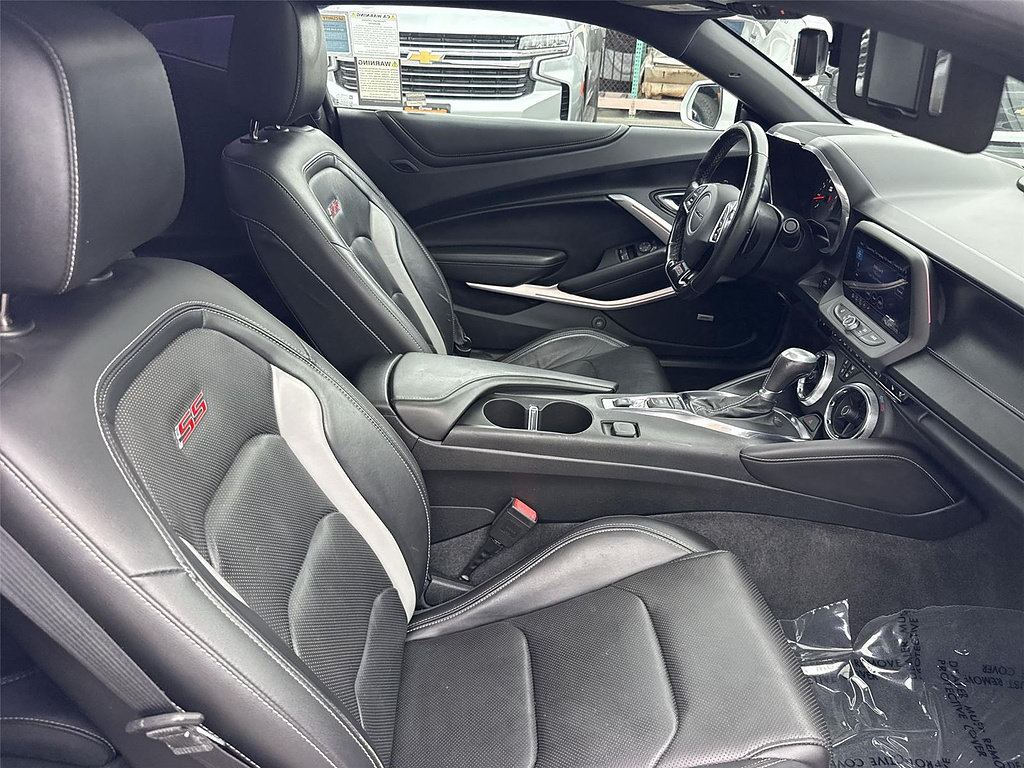 Used 2019 Chevrolet Camaro SS RWD image 26