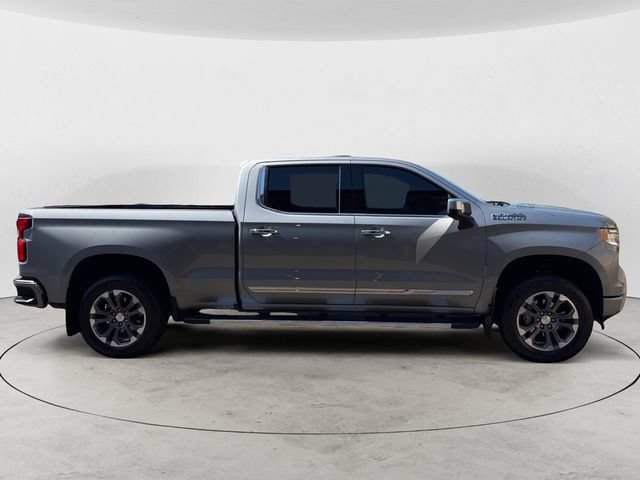 Certified 2025 Chevrolet Silverado 1500 High Country w/ Technology Package AWD/4WD image 6