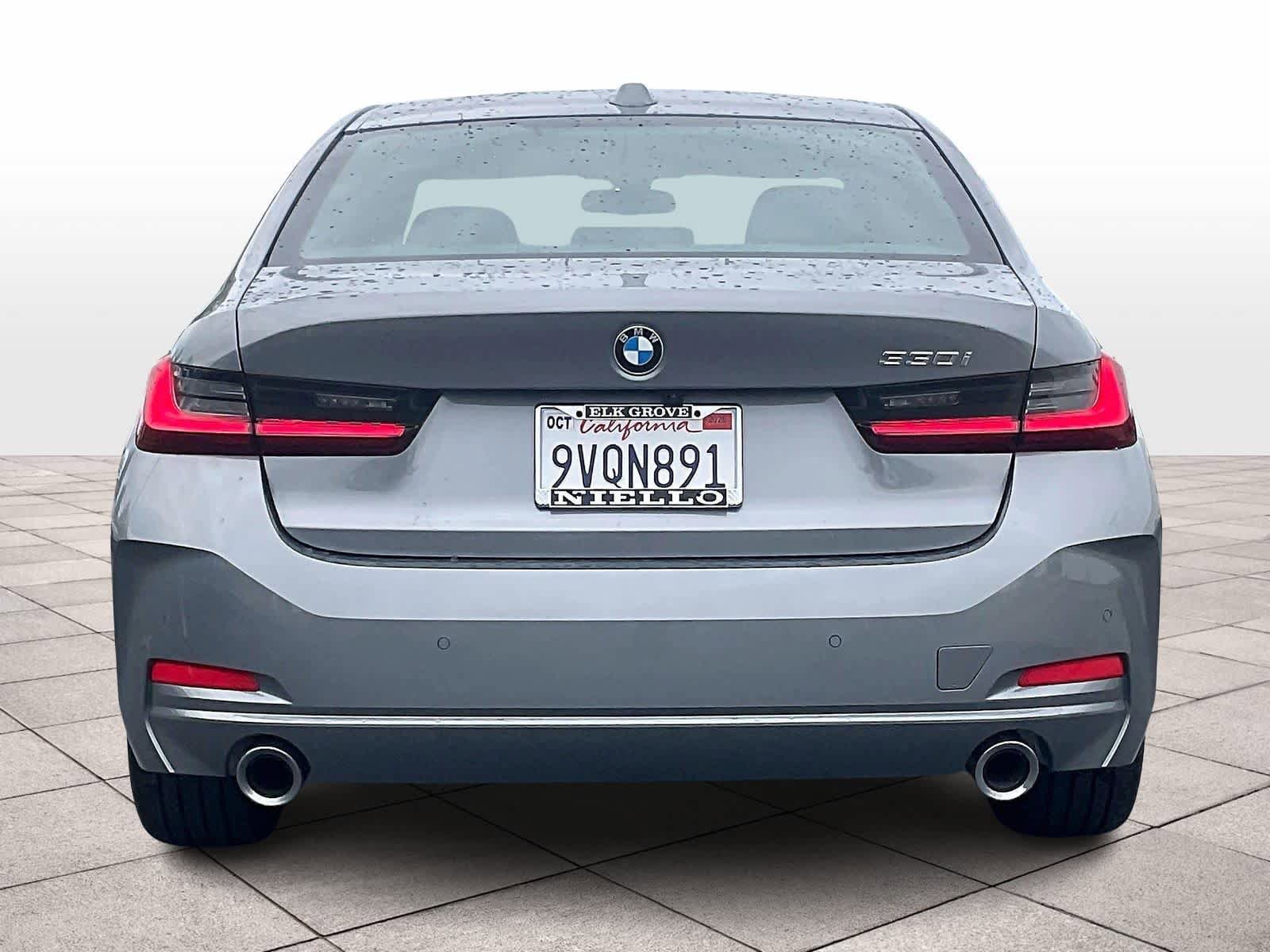 Used 2025 BMW 330i Sedan w/ Premium Package RWD image 6