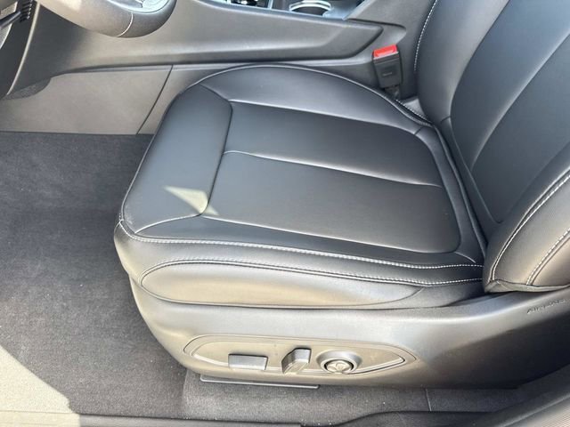 New 2025 Jeep Grand Cherokee Limited w/ Black Appearance Package image 19