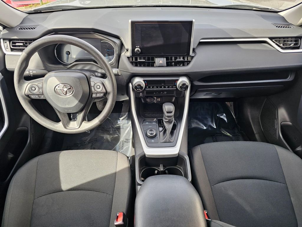 Certified 2025 Toyota RAV4 LE AWD/4WD image 18
