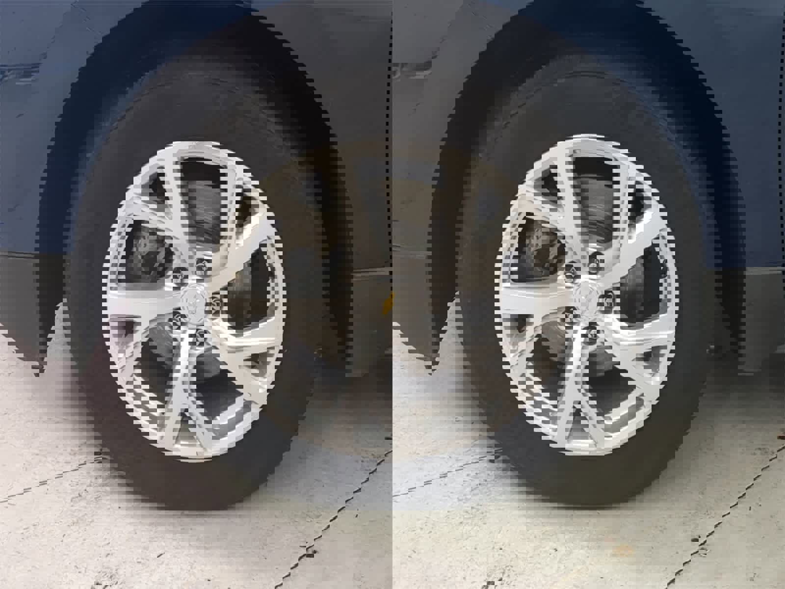 Used 2019 Chevrolet Equinox LT image 12