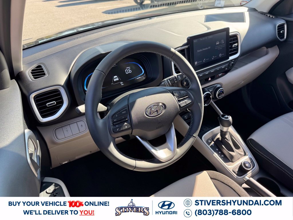New 2026 Hyundai Venue SEL FWD image 3