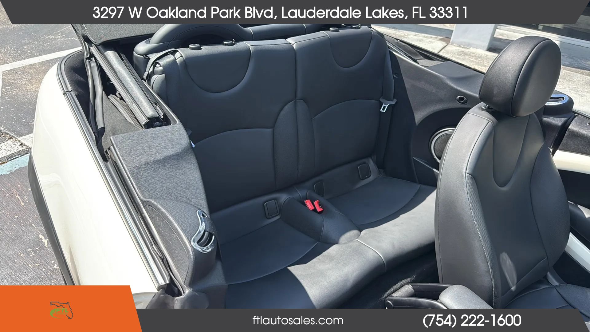 Used 2012 MINI Cooper Convertible FWD image 24