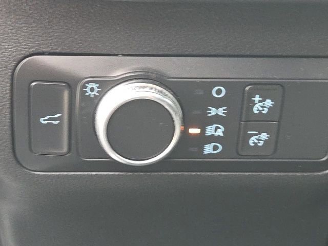 Used 2021 Ford Escape SE w/ Convenience Package image 28