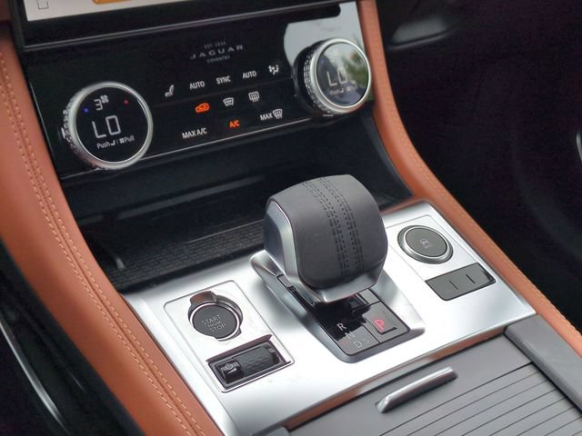 New 2026 Jaguar F-PACE R-Dynamic S AWD/4WD image 9