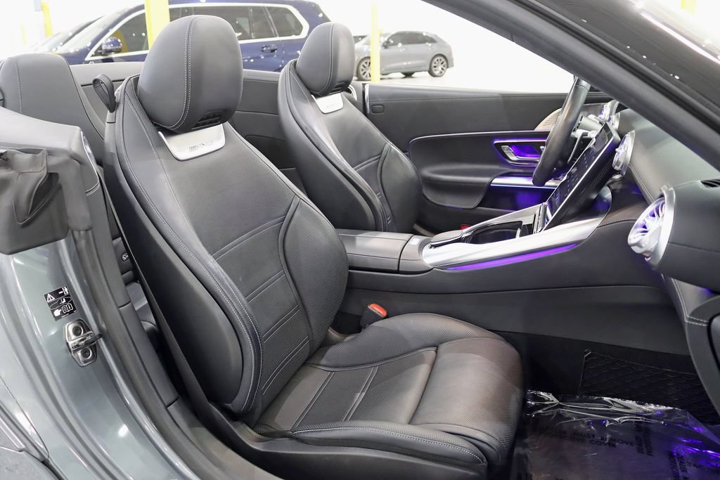 Used 2023 Mercedes-Benz SL 63 AMG 4MATIC image 31